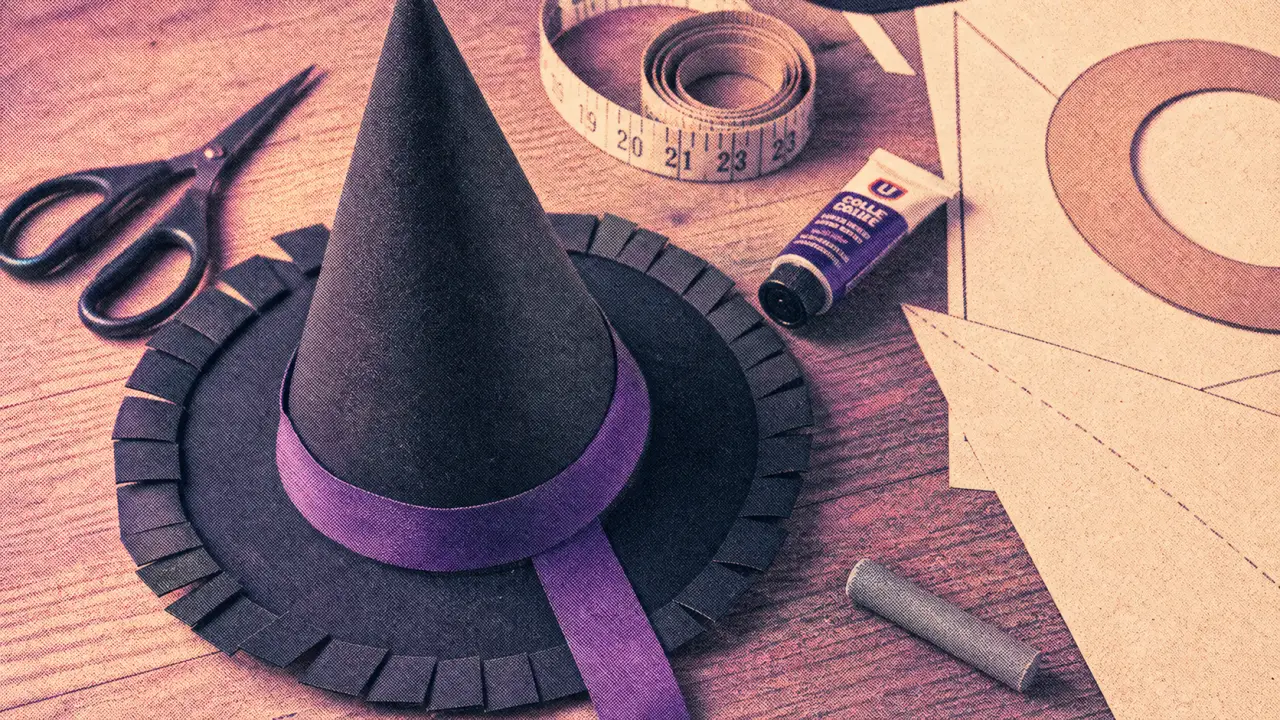 Chapeau de sorciere facile a faire en papier et feutrine, tuto DIY